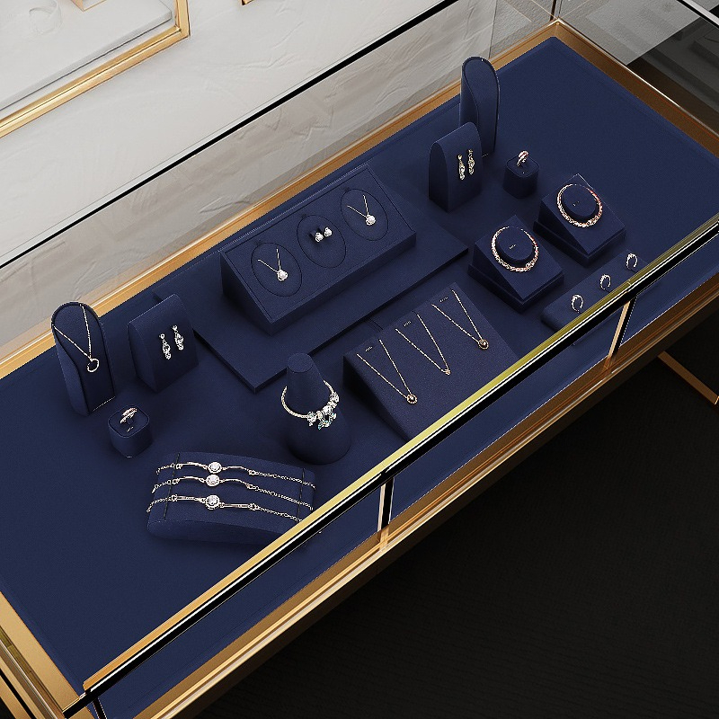 Coffret de Luxe pour Bijoux :  - Luxury Watch Stand avis et prix