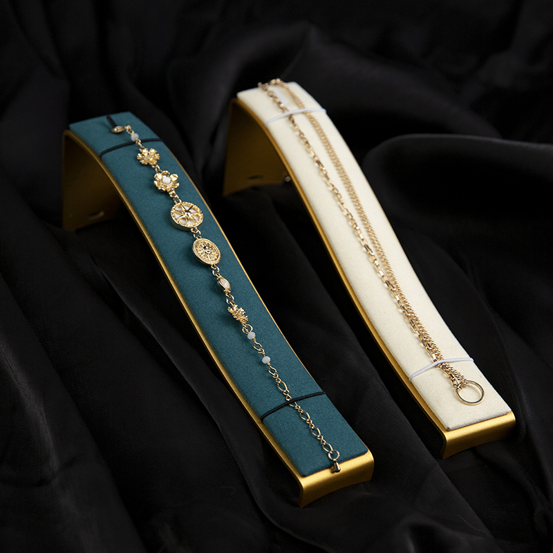 Présentoir à bijoux haut de ga - Luxury Watch Stand avis et prix