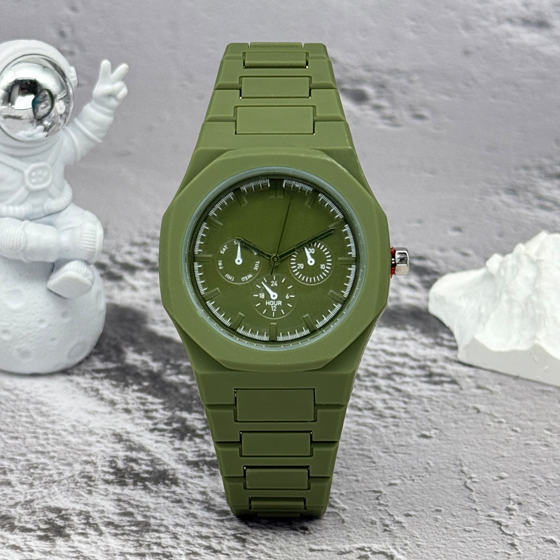 Montre de marque célèbre à cad - Luxury Watch Name avis et prix